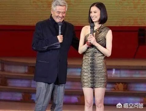 黄圣依赵本山女徒弟吗