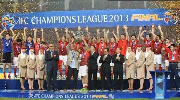 恒大足球队打败过那些外国足球队？