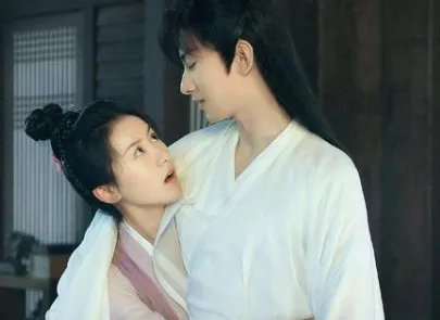 任嘉伦,蔡徐坤,孟美岐,成毅,你知道他们的八卦吗?