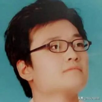 县城开便利店，每天营业额1000元房租2300元，能赚钱吗？