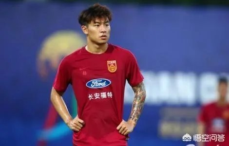 中国杯比赛，中国队对威尔士队时为什么那么不经打？贝尔为什么那么厉害？