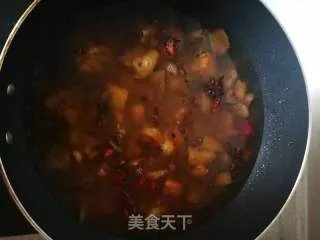 鸡肉炖土豆