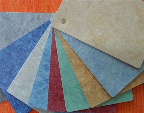 塑胶地板多少钱一平，据说塑胶地板有毒，是真的吗？