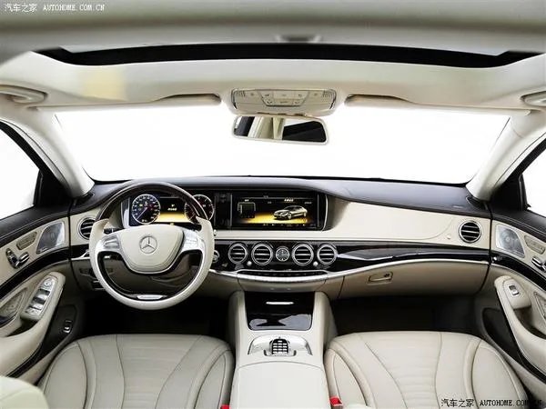 奔驰和宝马开起来有什么区别？