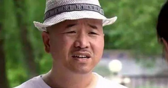 51岁“刘能”二婚后儿女双全，前妻照片曝光：他为什么要离婚？