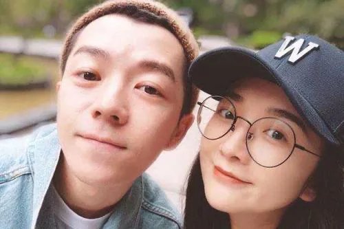 王栎鑫宣布离婚并且说我先下车了,依旧是最好的朋友,离婚后还能做朋友吗?