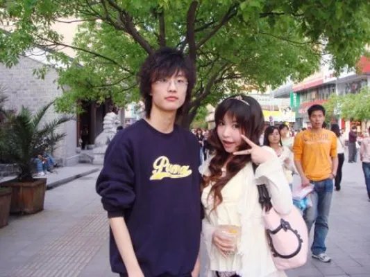 歌手许嵩女朋友徐佳颖照片 相传众多歌曲为她而作