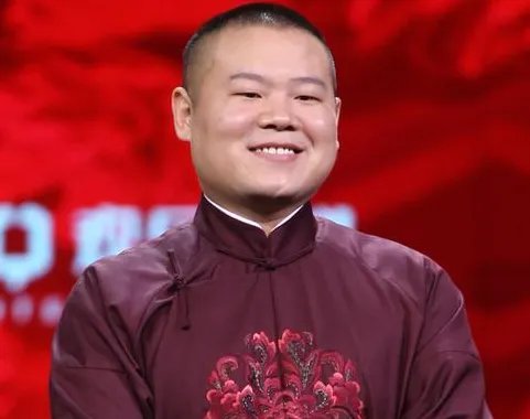 岳云鹏曾开豪车参加姐姐婚礼，比草根明星王宝强回乡还气派，他开的什么车？