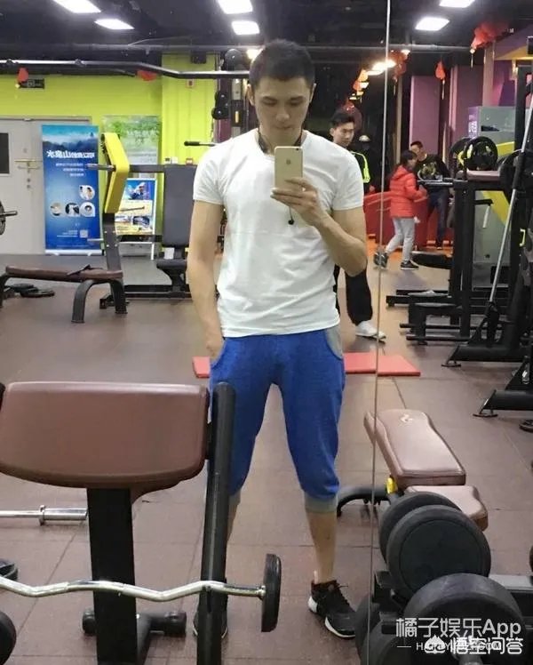 还记得《红苹果乐园》吗？里面的男主你最喜欢谁？