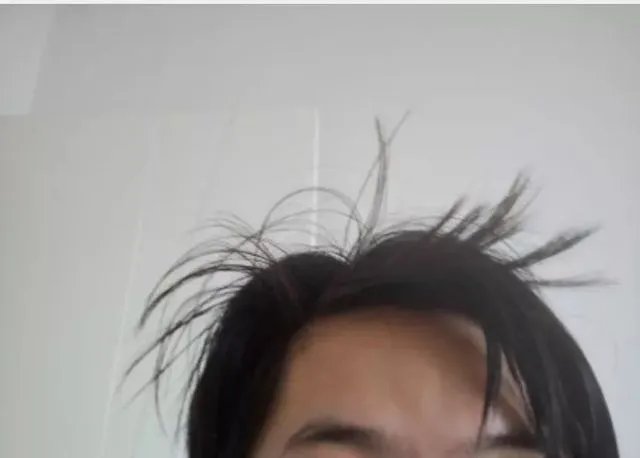 昨天“立扫把”，今天倒立上厕所？沙雕网友的脑洞有多大！