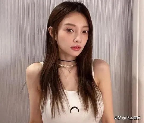 对于李小璐复出，大家有什么看法？