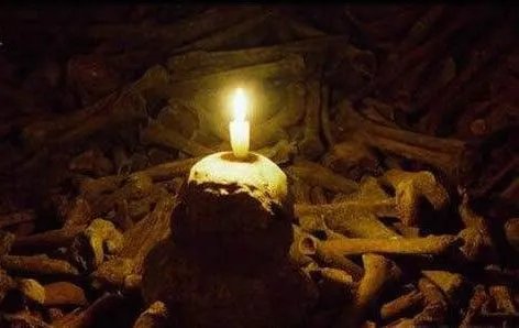 古代墓室长明灯工作原理：就是简单的燃烧（全文）