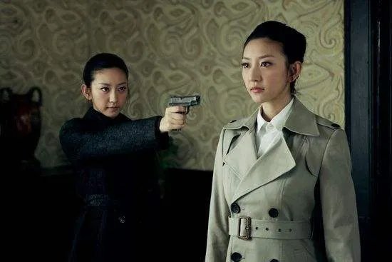 如何看待唐一菲退赛这件事？