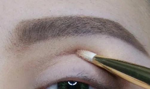 初学化妆如何画眼妆视频是什么?