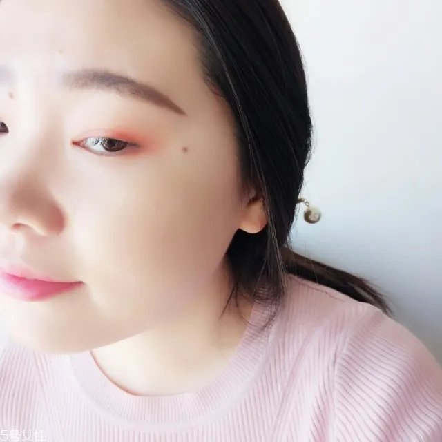 爱丽小屋四色眼影2号色试色 爱丽小屋明星产品