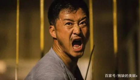 《战狼》登顶榜一，吴京却因口误被人批评，李连杰说了什么才救下吴京的？