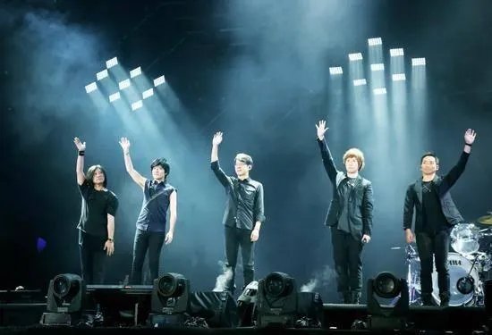 能在鸟巢连开演唱会是什么水平？