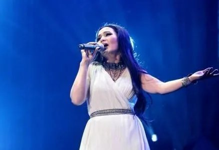 《我是不是你最疼爱的人》的歌词是什么？