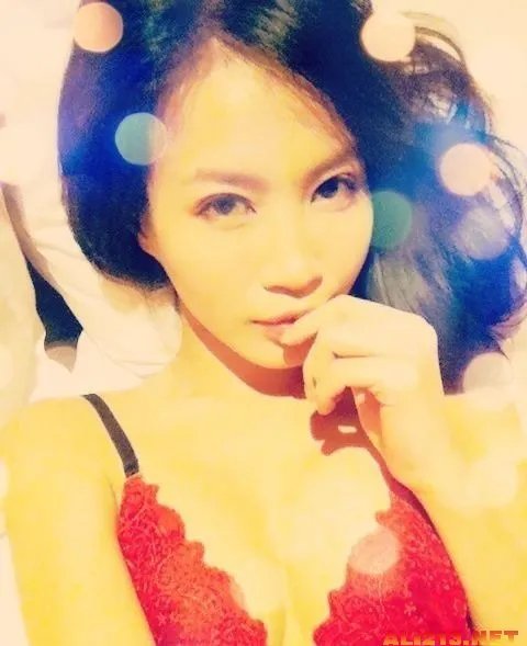 一次看个够！台湾女优观月雏乃自拍照大集合