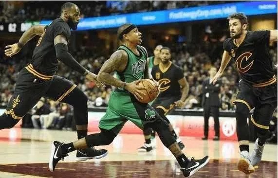 如何看待骑士欧文和绿军小刺客互换东家？