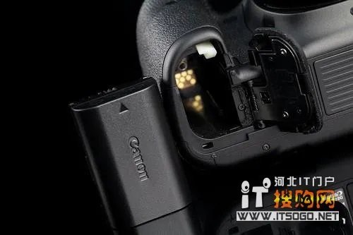 佳能 5D Mark III套石家庄售25240元!