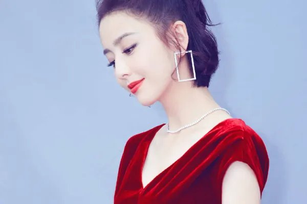 据说好人缘的佟丽娅也曾得罪了大半个娱乐圈!究竟是怎么回事？