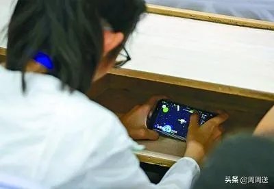 清明节游戏停服一天，家长们有什么感觉？