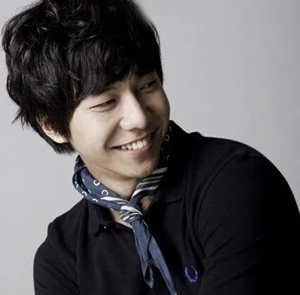 李胜基辱华事件被扒出 和允儿恋情备受关注