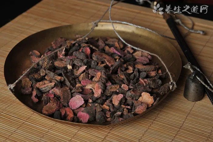 虎杖的功效与作用_虎杖的药用价值