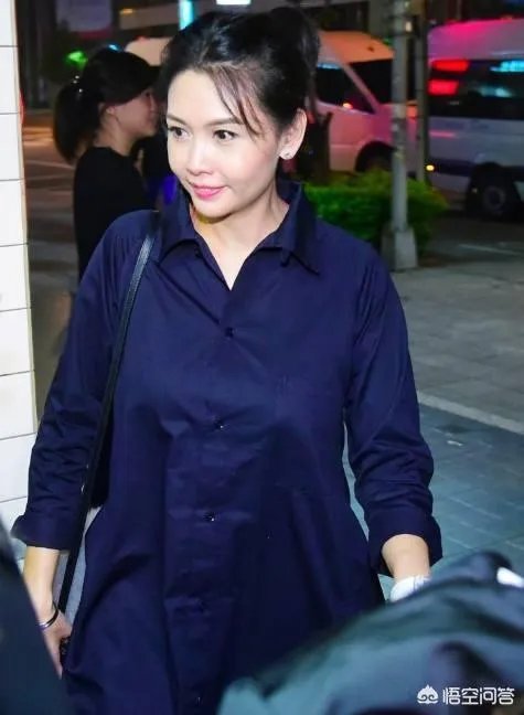 张学友演唱会大咖云集，明星追星比普通人还疯狂吗？