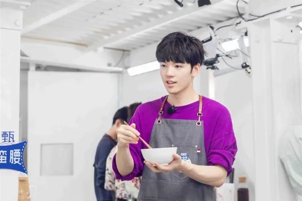 仝卓发文“读完这本书感悟很多“，大家怎么看？