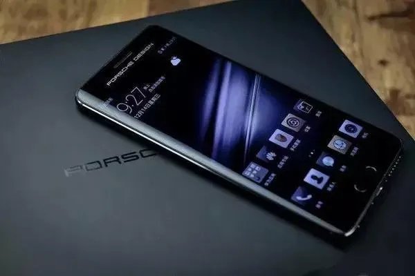 苹果公司市值接近一万亿美元是什么概念?