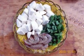 【小渔夫私房菜】---《鲜虾大蒜烧萝卜》