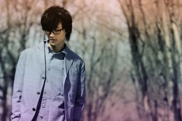 许嵩和刘美麟被爆来往密切,为什么许嵩那么快速出面辟谣说两人只是师徒关系?