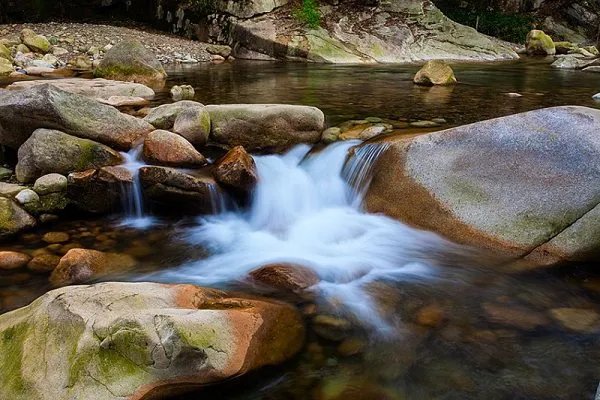 小溪俱乐部的介绍