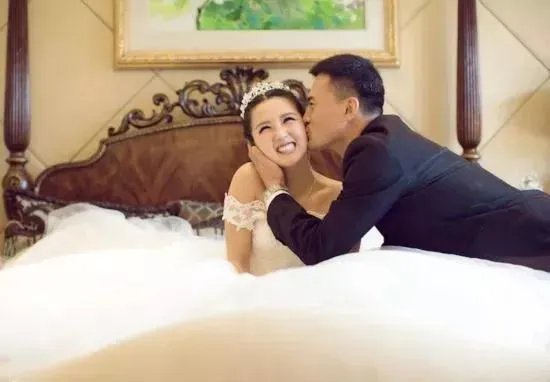 超女何洁为什么离婚了