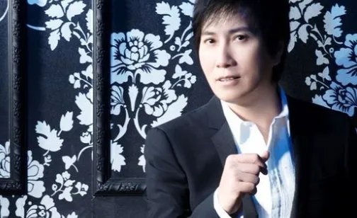 爸爸的草鞋歌词描写的是什么意思