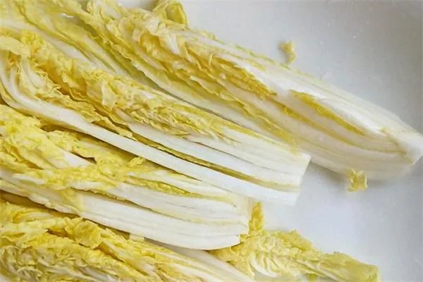 黄芽菜和大白菜的区别 两者的对比