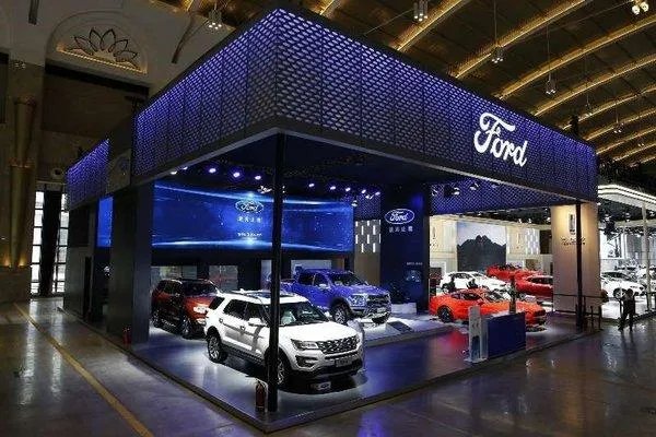 福特中国回应错把牛年当马年，相关负责人应该被惩罚吗？