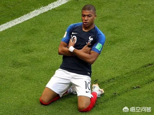 姆巴佩荣获2018年法国足球先生，科帕奖之后再获殊荣，如何评价他今年的表现？