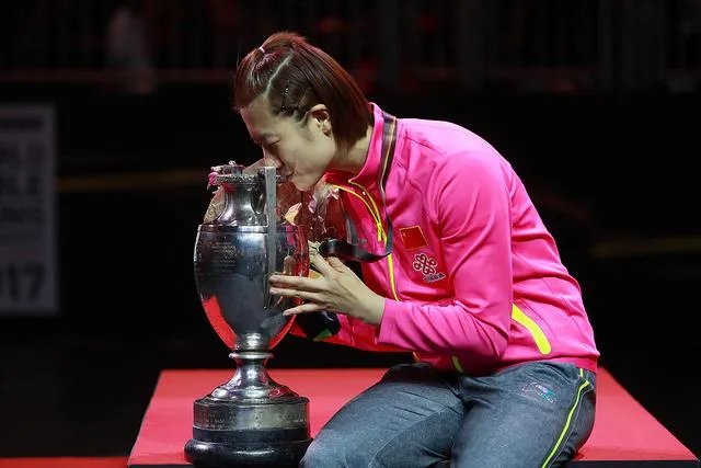 你喜欢丁宁的理由是什么？