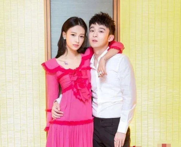 孙怡董子健怎么认识的