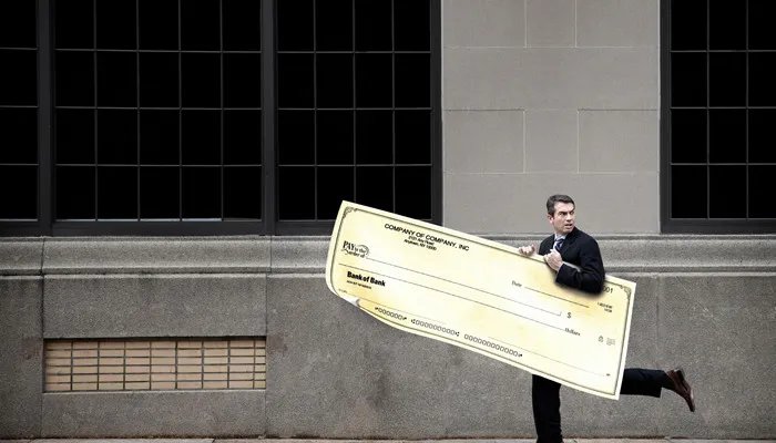 现金支票应如何使用 现金支票的使用方法