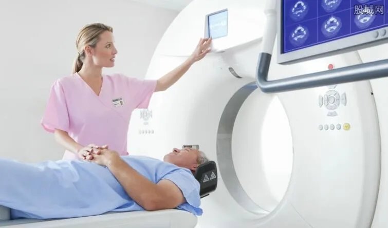 上千家医院被骗百亿 究竟是因为什么原因掉进骗局？