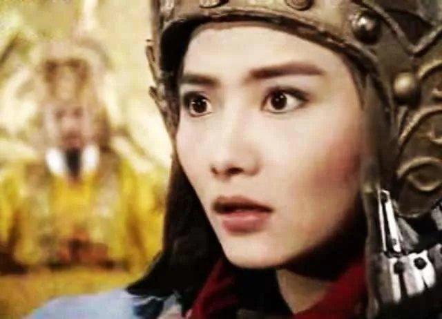 刘亦菲版花木兰要来了，能PK掉赵薇袁咏仪杨丽菁吗？