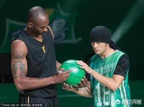 周杰伦和科比谁的收入更高,有哪些依据?