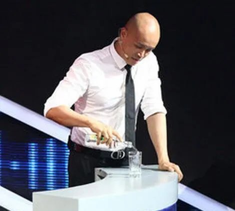 乐嘉醉酒录节目爆粗 惹怒窦文涛金星陈鲁豫