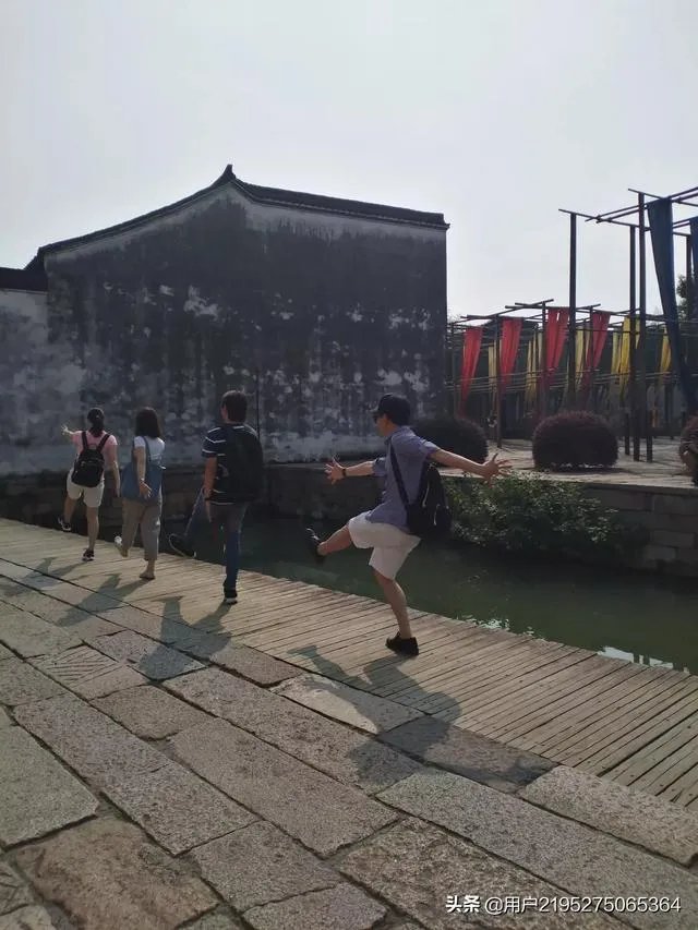 上海南站到乌镇路怎么坐车最方便且最便宜？