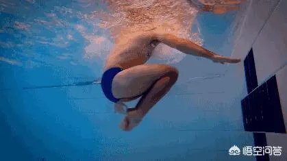 游泳掉头技巧图解？