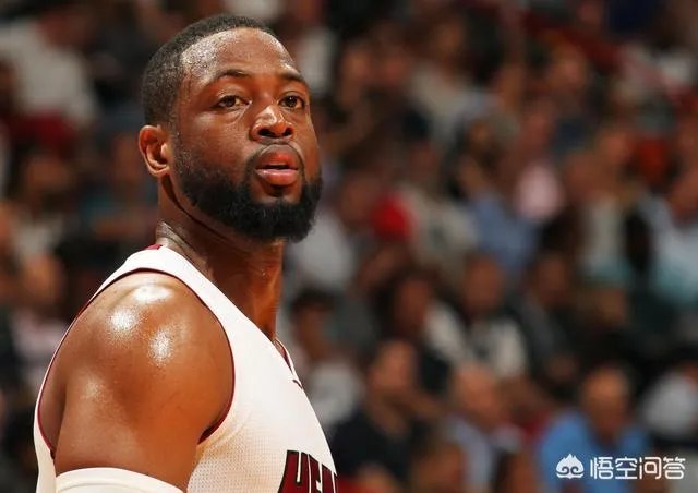 最后时刻连进三分+绝杀，韦德还好意思退役吗？